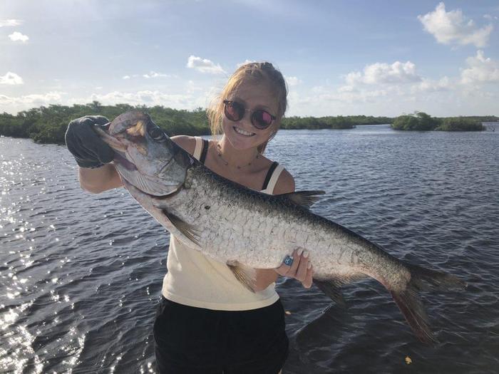 girl_caught_fish